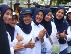Ribuan Bidan Joget Bareng di Bojonegoro