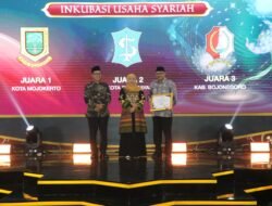 Pemkab Bojonegoro Terima Penghargaan Syariah Award 2025 Dalam Acara Closing Ceremony Fesyar