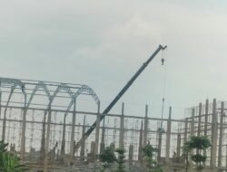 Miris, Proyek Sport Center Rp16 Miliar di Bojonegoro Langgar Aturan K3