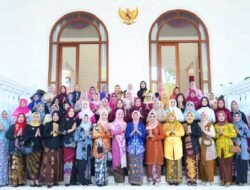 Bupati Bojonegoro Setyo Wahono Pimpin Upacara Hari Ibu Dan Sekaligus Hari Bela Negara