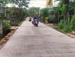 Pembangunan Jalan Rigid Beton di Desa Lengkong Balen Sangat Berdampak Untuk Warga