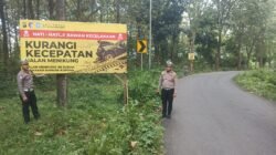 Satlantas Bojonegoro Antisipasi Laka Lantas, Papan Imbauan Dipasang di Black Spot