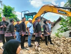 Wabup Bojonegoro Nurul Azizah Sidak Jembatan Ngablak Turunkan Tim Lengkap