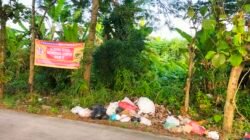 Minim Kesadaran, Jalan Desa Balenrejo Disulap Jadi Tempat Sampah Liar