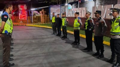 Jaga Keamanan Akhir Pekan, Kapolsek Abiansemal Turun Langsung Gelar Patroli Malam Minggu