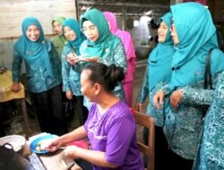 Dari Anyaman Bambu hingga Keteguhan Hati: Kisah Perempuan Tangguh Purwosari yang Menginspirasi