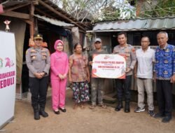 Polres Gianyar Wujudkan Kepedulian Melalui Bakti Sosial Bedah Rumah Sambut Hari Bhayangkara ke-80