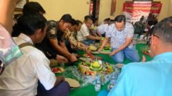 Tumpeng Menjadi Simbol Kesederhanaan Tasyakuran Hari Bhayangkara di Sumberrejo