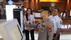 KAPOLRES BADUNG CEK LANGSUNG PELAYANAN PUBLIK DI POLRES BADUNG DAN MPP PUSPEM BADUNG
