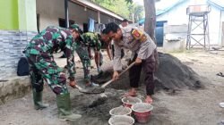 Hari Ke-6 TMMD Ke-129 Kodim 1614/Dompu, Personel Polri dan Satgas TMMD Bersinergi Renovasi MCK Pondok Pesantren