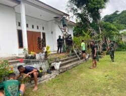 Tingkatkan Kenyamanan Pelayanan Publik, Satgas TMMD 129 Kodim Belu Gotong Royong Benahi Kantor Desa