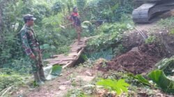 Percepat Sasaran Fisik TMMD, Excavator Mulai Garap Jalan Usaha Tani di Manggelewa
