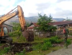Dukung Akses Pertanian, Satgas TMMD ke-129 Kerahkan Alat Berat Buka JUT So Mada Bue