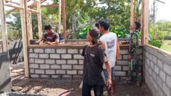 Babinsa, Bhabinkamtibmas, dan Warga Bersinergi Sukseskan Program RTLH TMMD Ke-129
