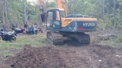 Percepat Sasaran Fisik TMMD, Alat Berat Diterjunkan Bangun Akses Jalan Tani