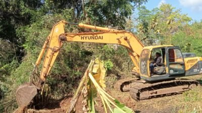 Alat Berat Dikerahkan, Satgas TMMD Ke-129 Wujudkan Akses Jalan Pertanian bagi Warga