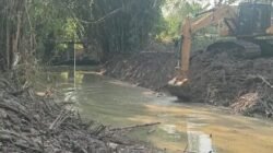 Pemkab Bojonegoro Normalisasi Kali Jambe dan Saluran Afvoer, Perkuat Mitigasi Kekeringan di Purwosari