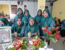 MERIAHKAN HUT RI KE-81, KELURAHAN BANARAN BABAT GELAR LOMBA ANTAR RT DENGAN TEMA “ISI PIRINGKU BALITA”  LAMONGAN l Beritakilat.id  —