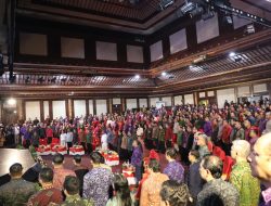 KAPOLDA BALI TERIMA KERTHI BALI SEWAKA NUGRAHA, APRESIASI DEDIKASI MENJAGA KEAMANAN DAN KETERTIBAN BALI