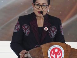 “Satu Jiwa, Tiga Rupa”: Konsep Ny. Putri Koster Kembangkan Wastra Bali Menuju Panggung Mode Global