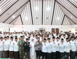 Wabup Nurul Azizah Kukuhkan Pengurus MUI Kecamatan, Dorong Sinergi Tangani Isu Sosial