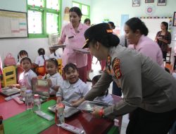 Kapolres Jembrana Hadir di Tengah Keceriaan Anak-anak TK Kemala Bhayangkari 8, Pastikan MBG Berjalan Baik