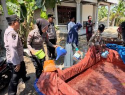 Polres Bojonegoro Salurkan 35 Ribu Liter Air Bersih untuk Warga Terdampak Kekeringan