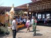Bhabinkamtibmas Kesiman Petilan Hadir Amankan Giat Ngajum Rangkaian Karya Angasti Puja Atma Wedana