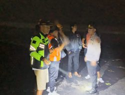 Kapolsek Selemadeg Barat Beserta piket fungsi atensi Laporan 110 telah terjadi orang terseret air laut saat menjaring ikan di pantai Yeh Bakung
