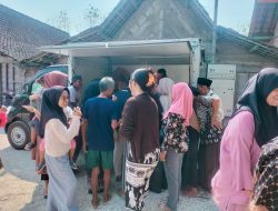 Warga Napis Girang, Program Bupati Medhayoh Hadirkan Samsat Keliling dan Pasar Murah