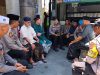 Kapolsek Gianyar Dampingi Wakapolres Gianyar dalam Kegiatan Jumat Keliling di Masjid Agung Al-A’la